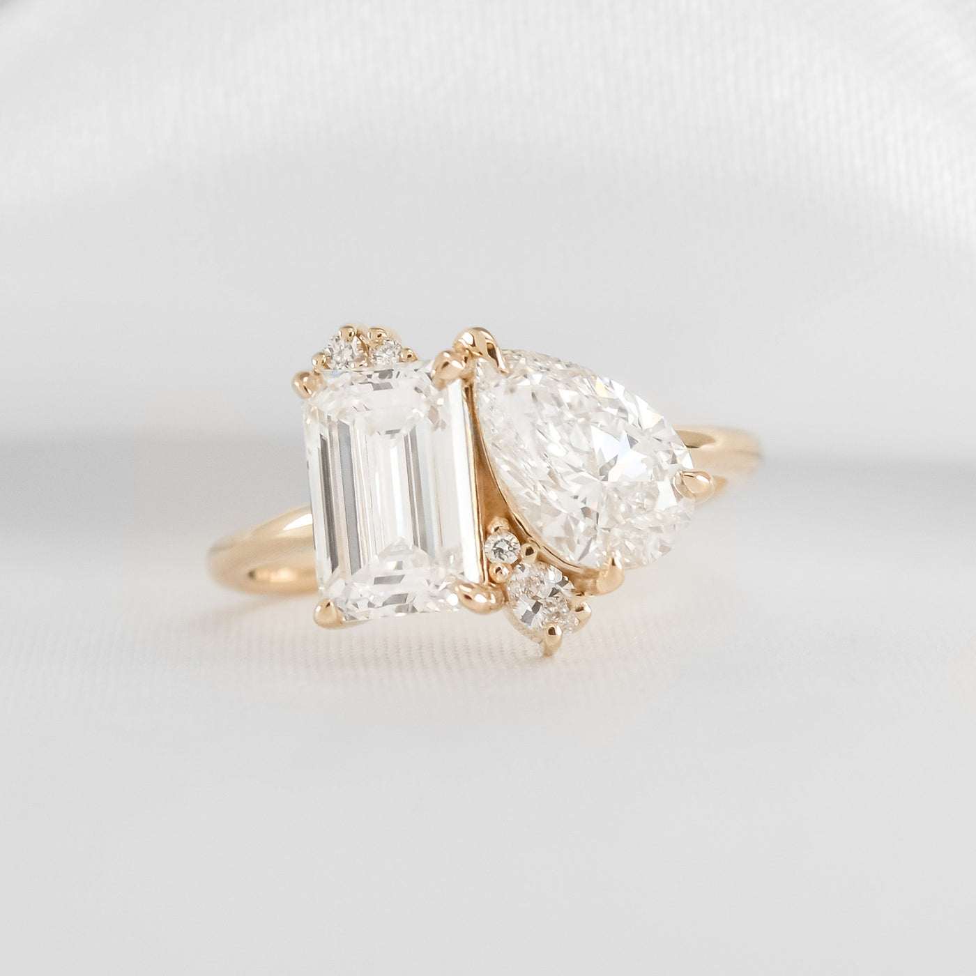 2.0 Carat Emerald Cut with 1.5 Carat Pear * The Lyric Toi et Moi | Lisa Robin#color_14k-yellow-gold