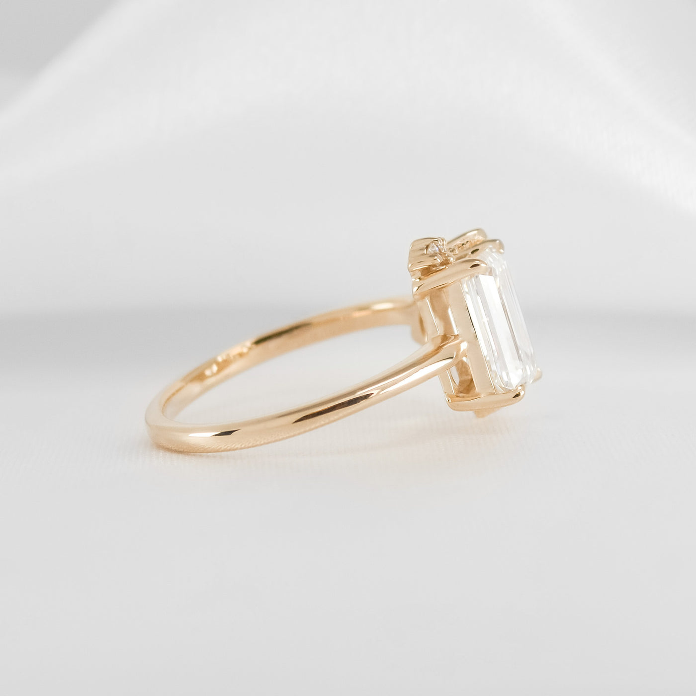 2.0 Carat Emerald Cut with 1.5 Carat Pear * The Lyric Toi et Moi | Lisa Robin#color_14k-yellow-gold