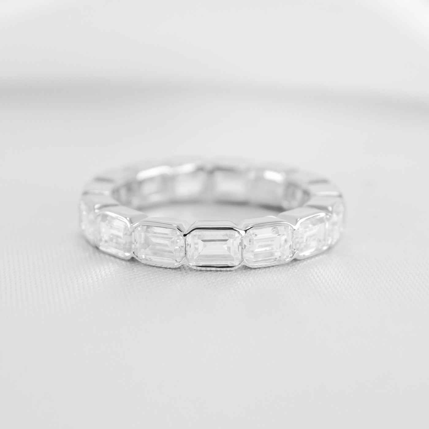 The Mayumi east west diamond eternity ring | Lisa Robin#color_14k-white-gold