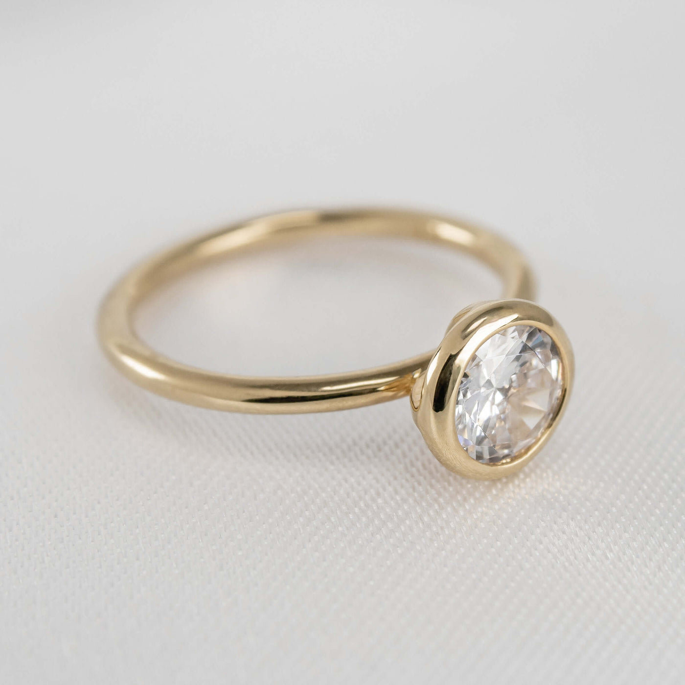 Shown in 1.0 Carat * The Nova Bezel Diamond Engagement Ring | Lisa Robin#color_18k-yellow-gold