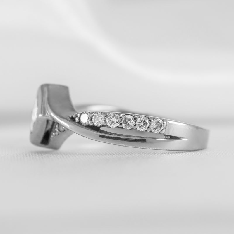 Shown in 1.0 Carat Diamond* The Oakley Twist Princess Cut Diamond Engagement Ring | Lisa Robin