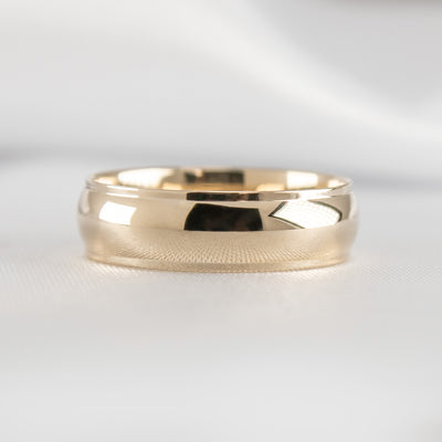 The Percy Domed Step Edge Wedding Ring | Lisa Robin#color_14k-yellow-gold