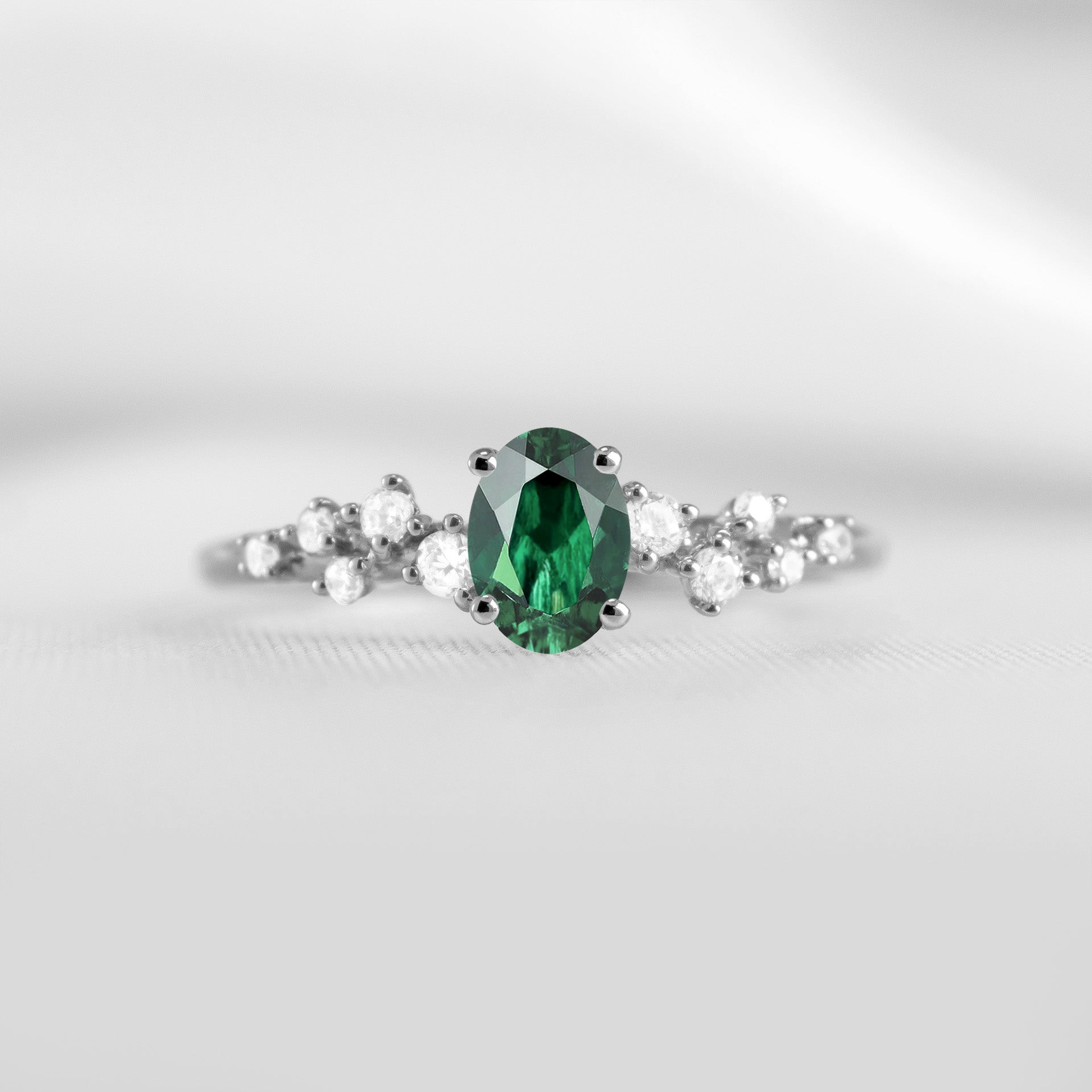 The Polaris oval green emerald and diamonds engagement ring in white gold | Lisa Robin#color_14k-white-gold