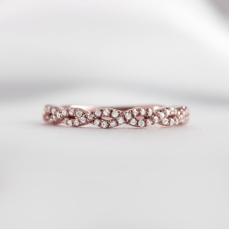 The Quinn Twist Wedding Ring - Lisa Robin