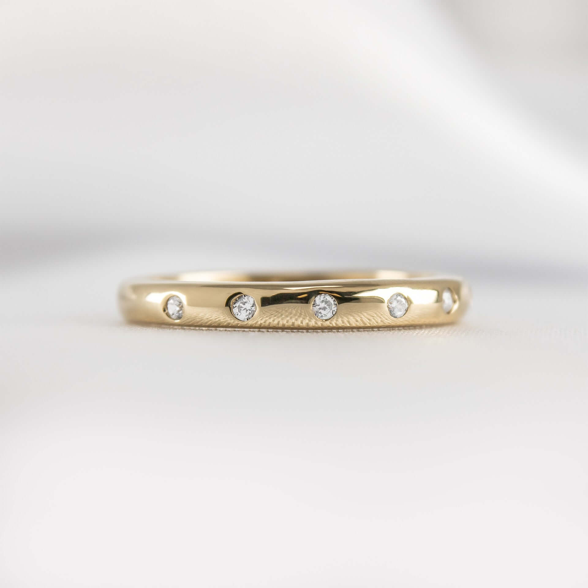 The Reese Diamond Dome Wedding Ring | Lisa Robin#10k-yellow-gold
