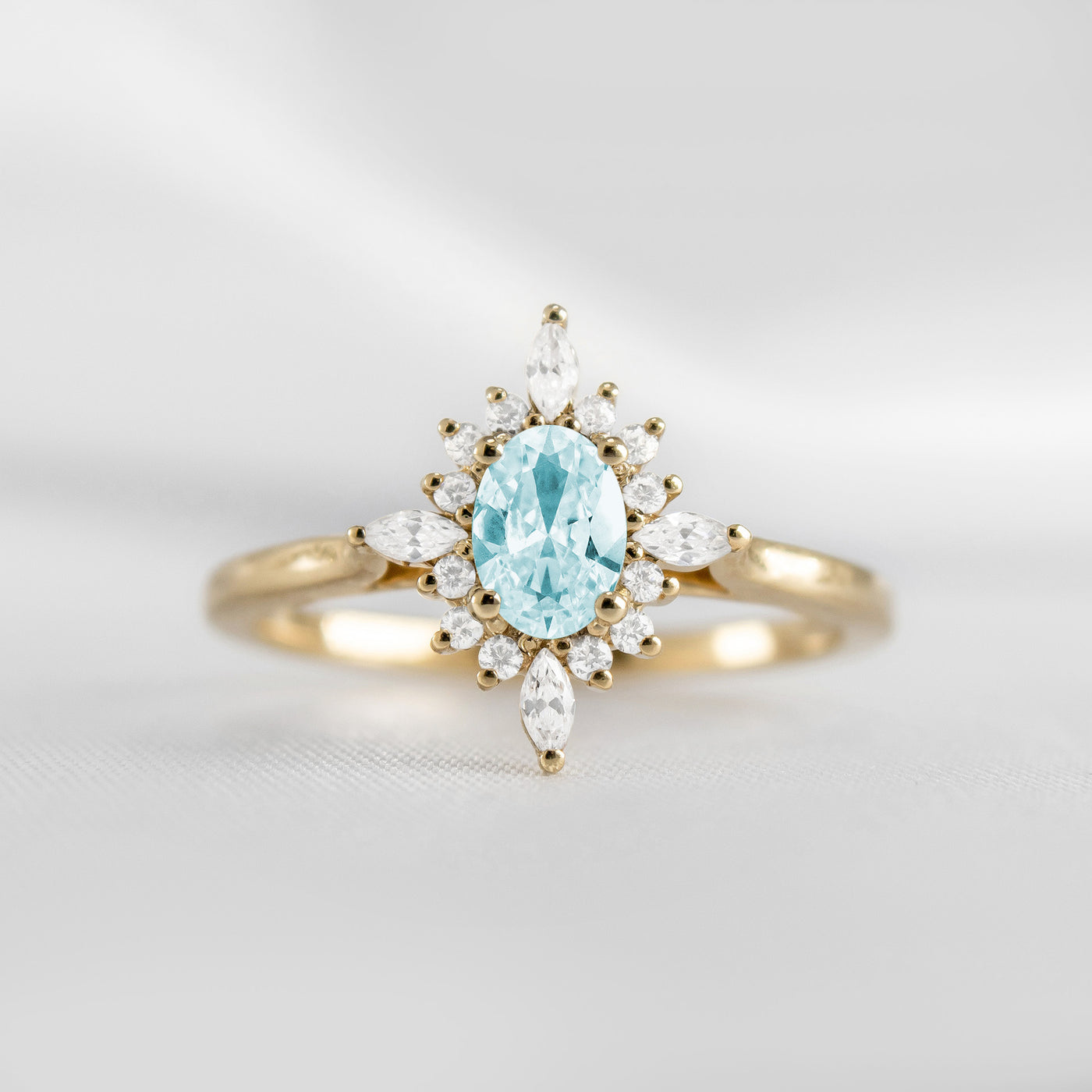 Shown in 1.0 carat Aquamarine* The Revel Aquamarine and Diamond Halo Engagement Ring | Lisa Robin#color_14k-yellow-gold