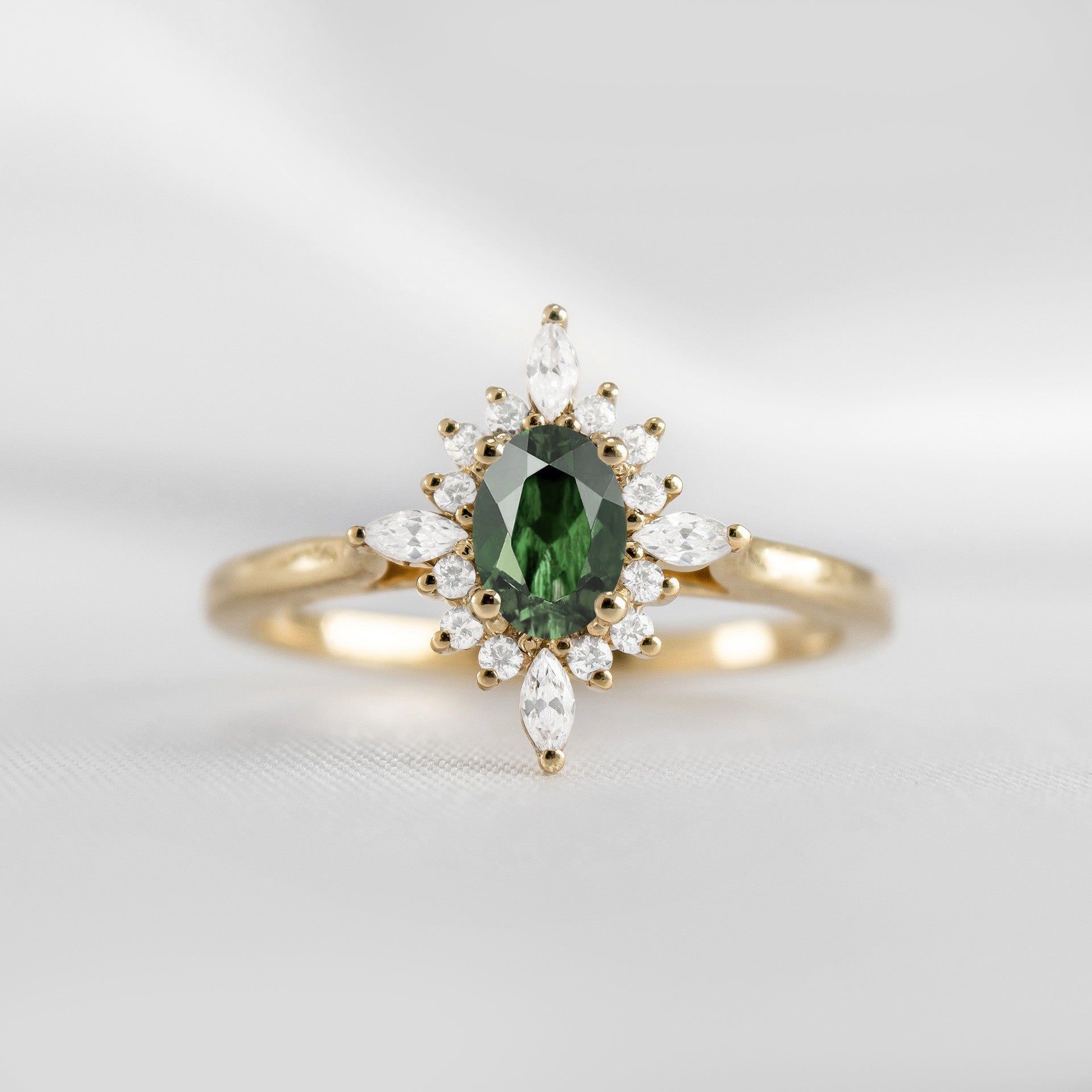 Shown in 1.0 carat Green Diamond* The Revel Green Diamond Halo Engagement Ring / Lisa Robin#color_14k-yellow-gold