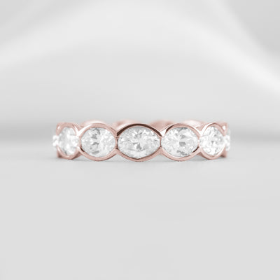 The Samara oval east west eternity band | Lisa Robin#color_14k-rose-gold