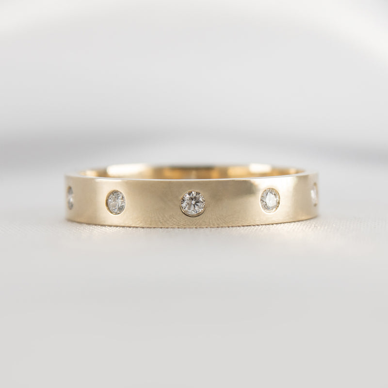 Spaced Diamond Band Ring - Lisa Robin