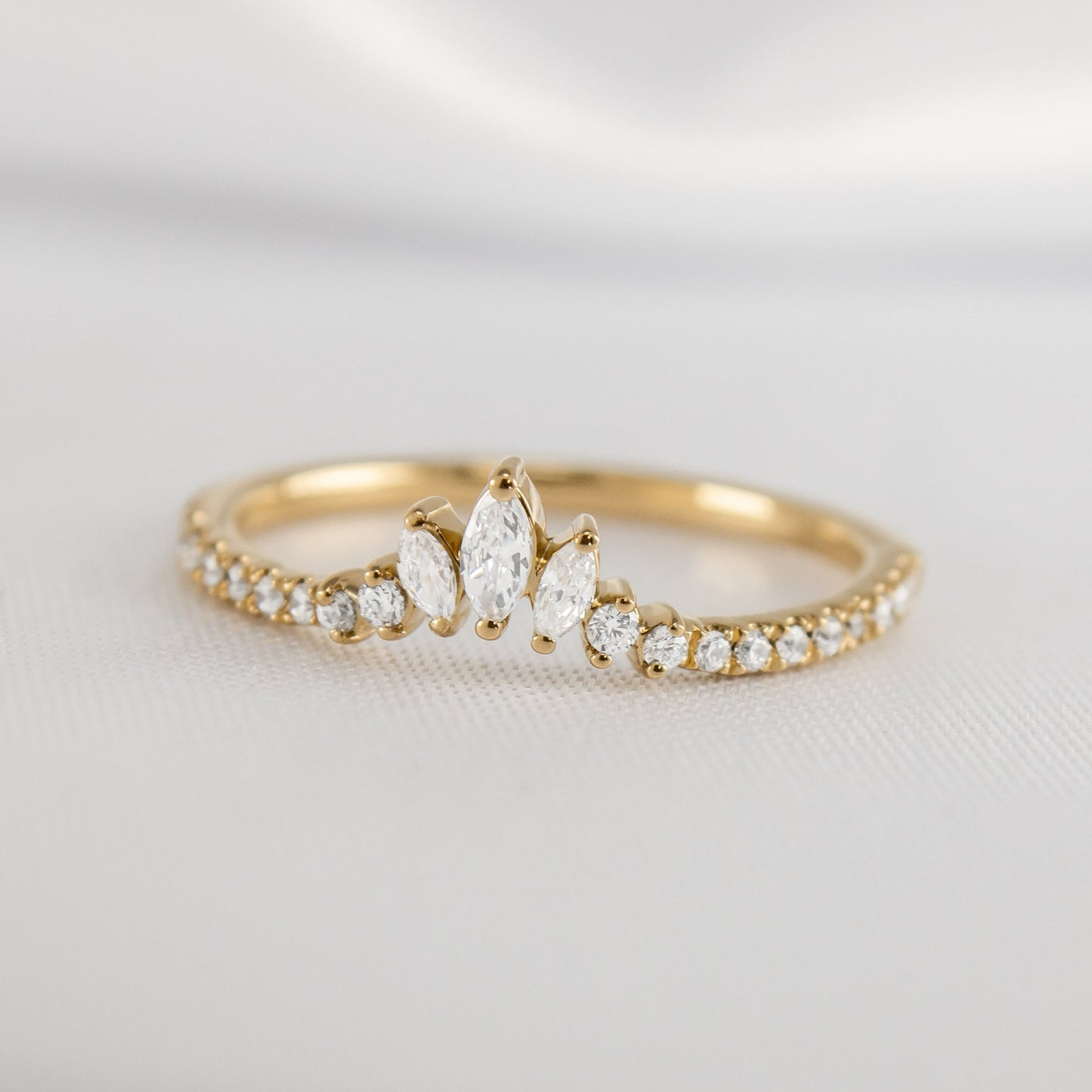 The Talon Curved Diamond Wedding Ring - Lisa Robin