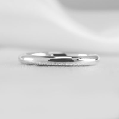 The Tanner Gold Wedding Ring 4mm | Lisa Robin#color_10k-white-gold