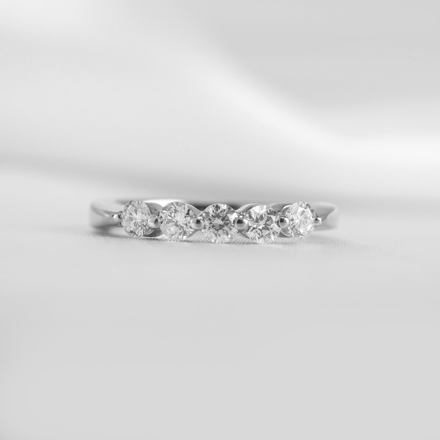 The Teagan 5 Stone Round Diamond Wedding Ring - Lisa Robin