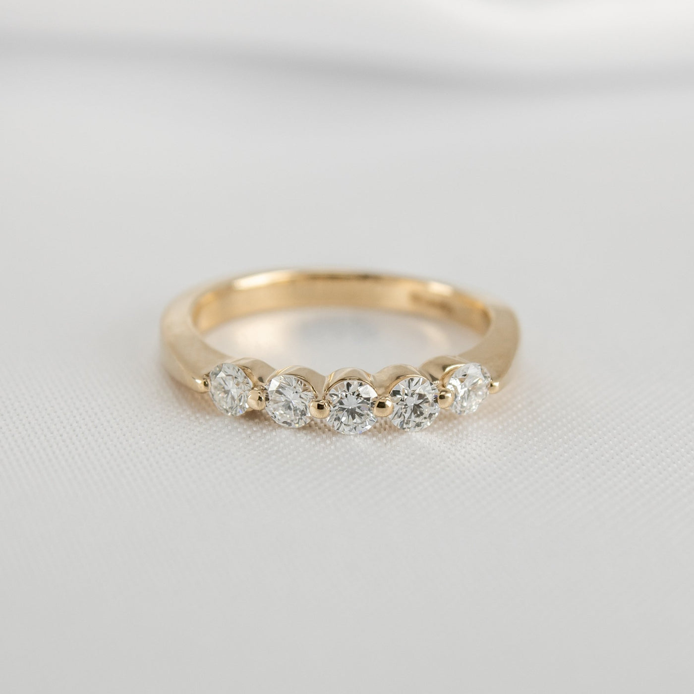 The Teagan 5 Stone Round Diamond Wedding Ring - Lisa Robin