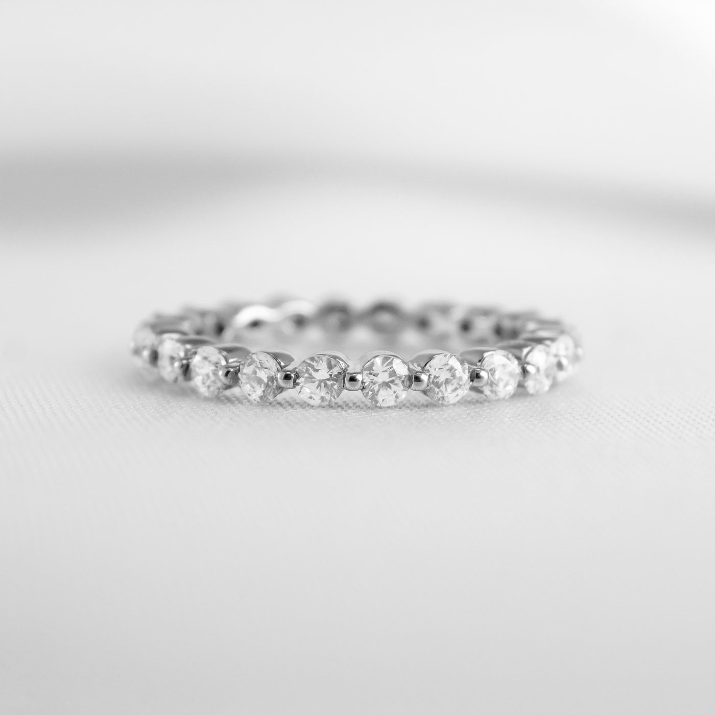 The Tristan Floating 3.4mm Diamond Eternity Ring | Lisa Robin#color_14k-white-gold