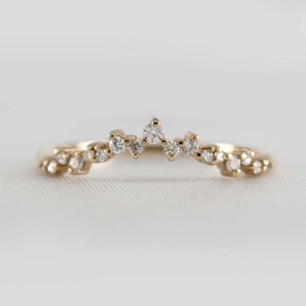 The Twilight Diamond Chevron Wedding Ring Media | Lisa Robin#color_10k-yellow-gold