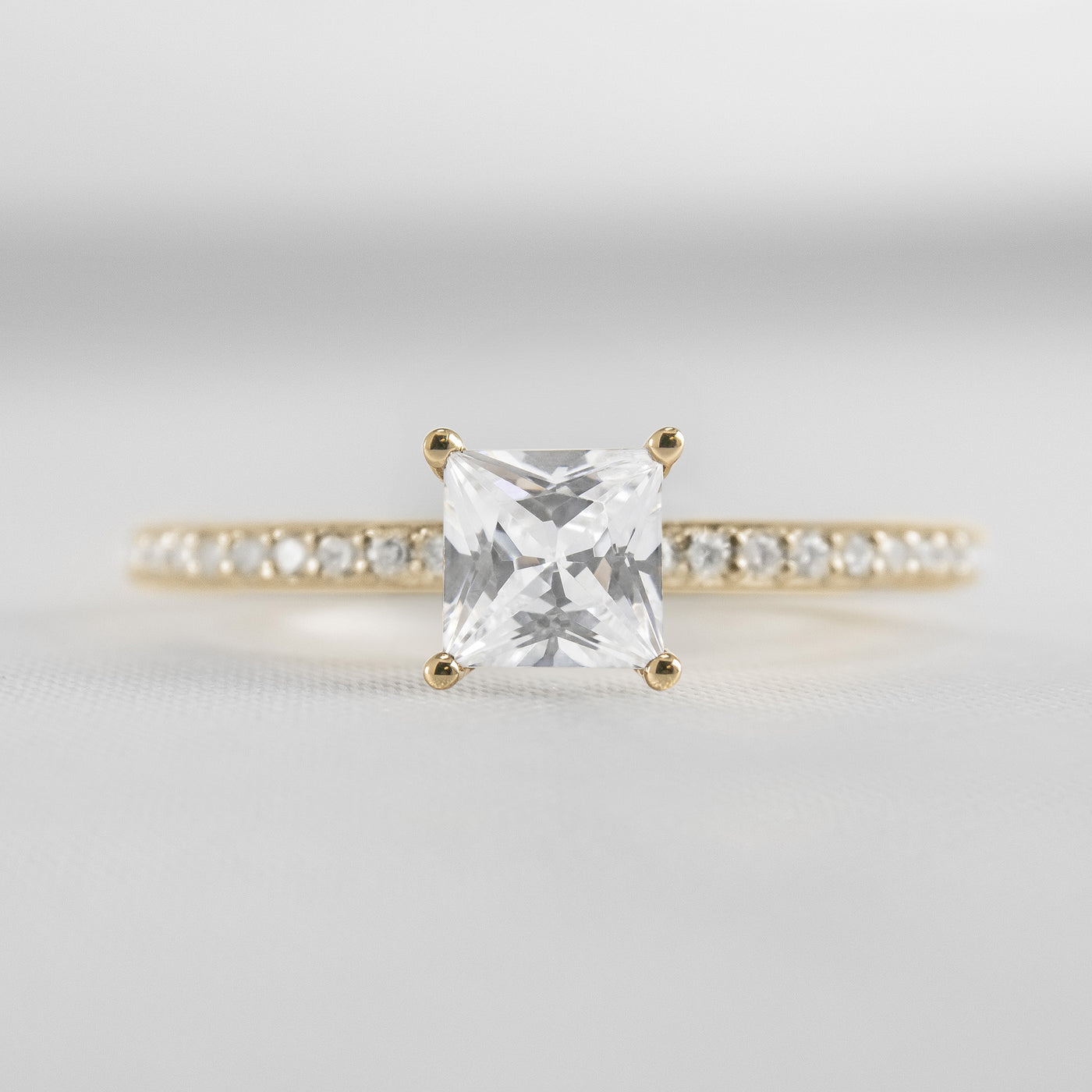 Shown in 1.0 Carat Diamond* The Vivienne Diamond Pavé Solitaire Engagement Ring | Lisa Robin#color_14k-yellow-gold