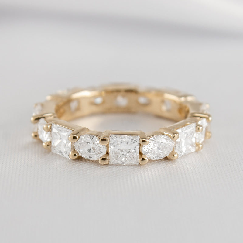 The Kylan Princess Cut and Oval Diamond East West Ring - Lisa Robin