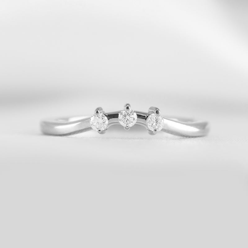 The Zoey Curved Diamond Ring in White Gold | Lisa Robin