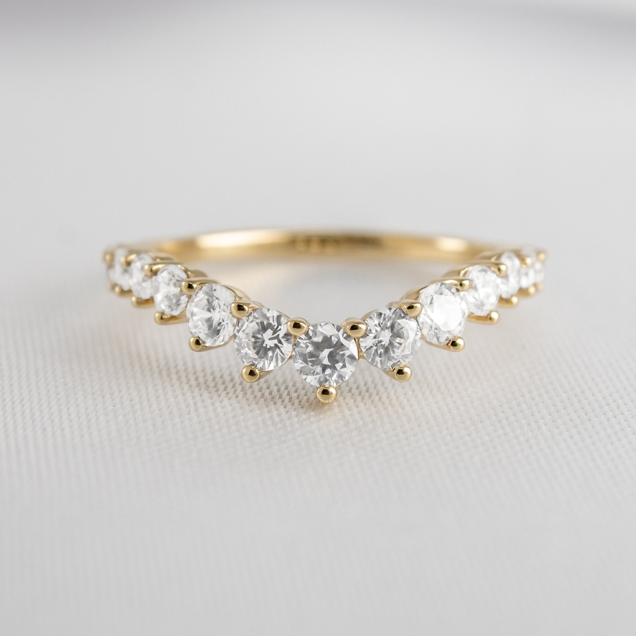 The Kendall Curved Diamond Wedding Ring - Lisa Robin#color_10k-yellow-gold