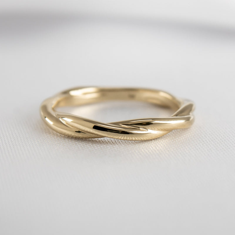 The Leland Twist Wedding Ring - Lisa Robin