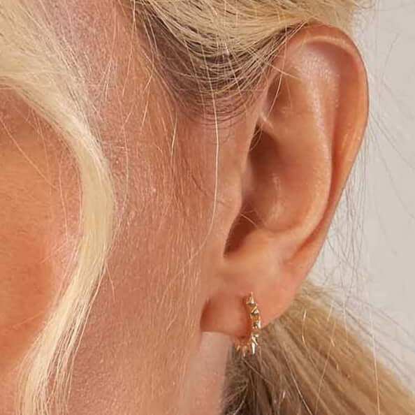 14K Gold Tiny Diamond Huggie Spike Hoop Earrings | Lisa Robin#color_14k-yellow-gold