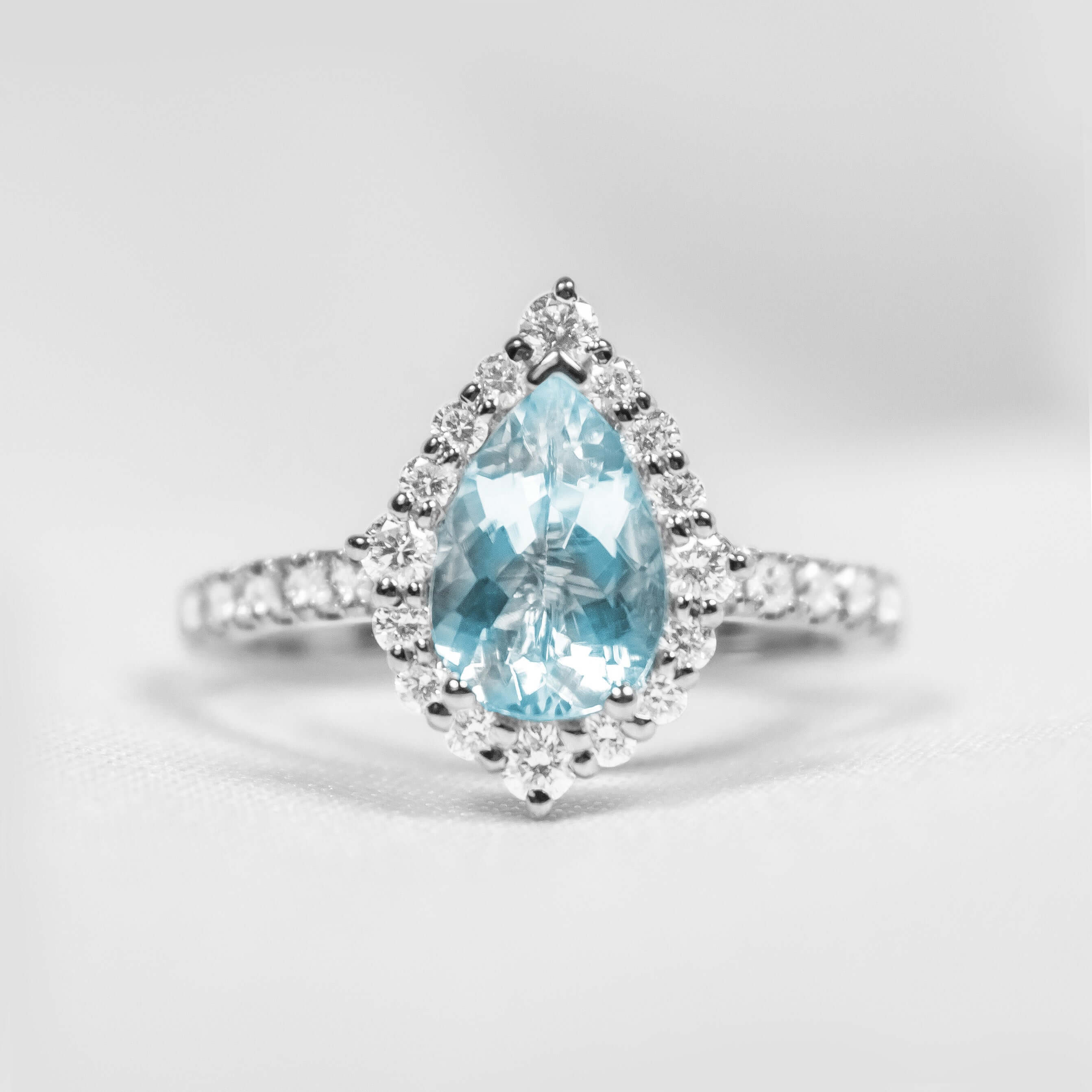 The Sierra Pear Aquamarine Halo Engagement Ring  | Lisa Robin#color_14k-white-gold