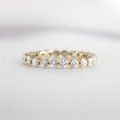 The Tristan Floating 2.4mm Diamond Eternity Ring | Lisa Robin#color_18k-yellow-gold