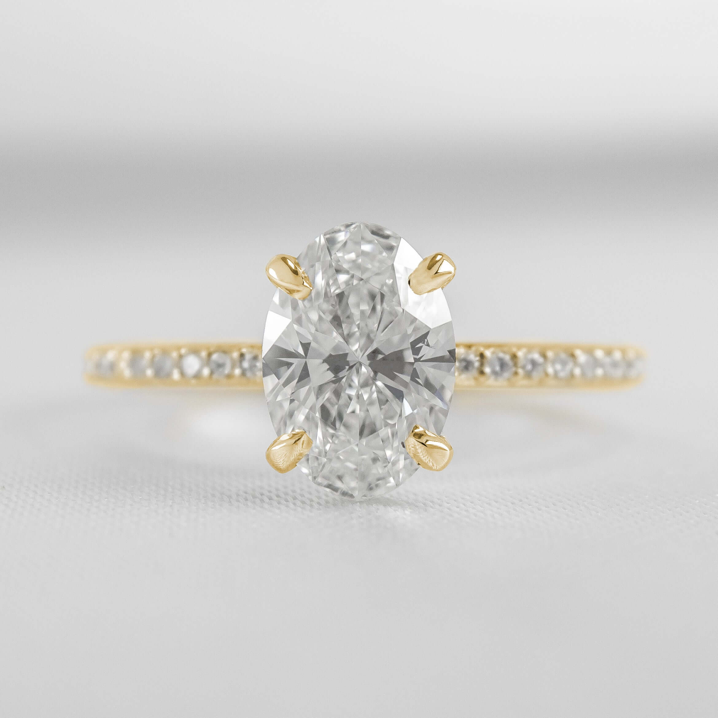 Shown in 1.52 Carat Diamond* The Vivienne Diamond Pavé Solitaire Engagement Ring | Lisa Robin#color_14k-yellow-gold