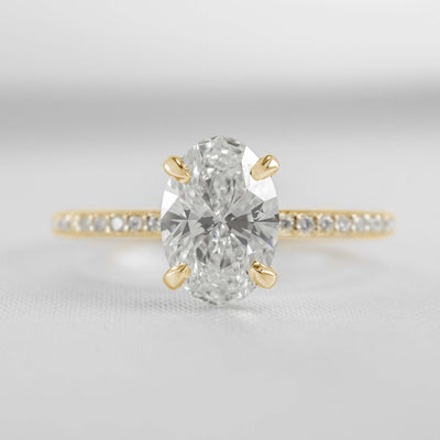 Shown in 1.52 Carat Diamond* The Vivienne Diamond Pavé Solitaire Engagement Ring | Lisa Robin#color_14k-yellow-gold