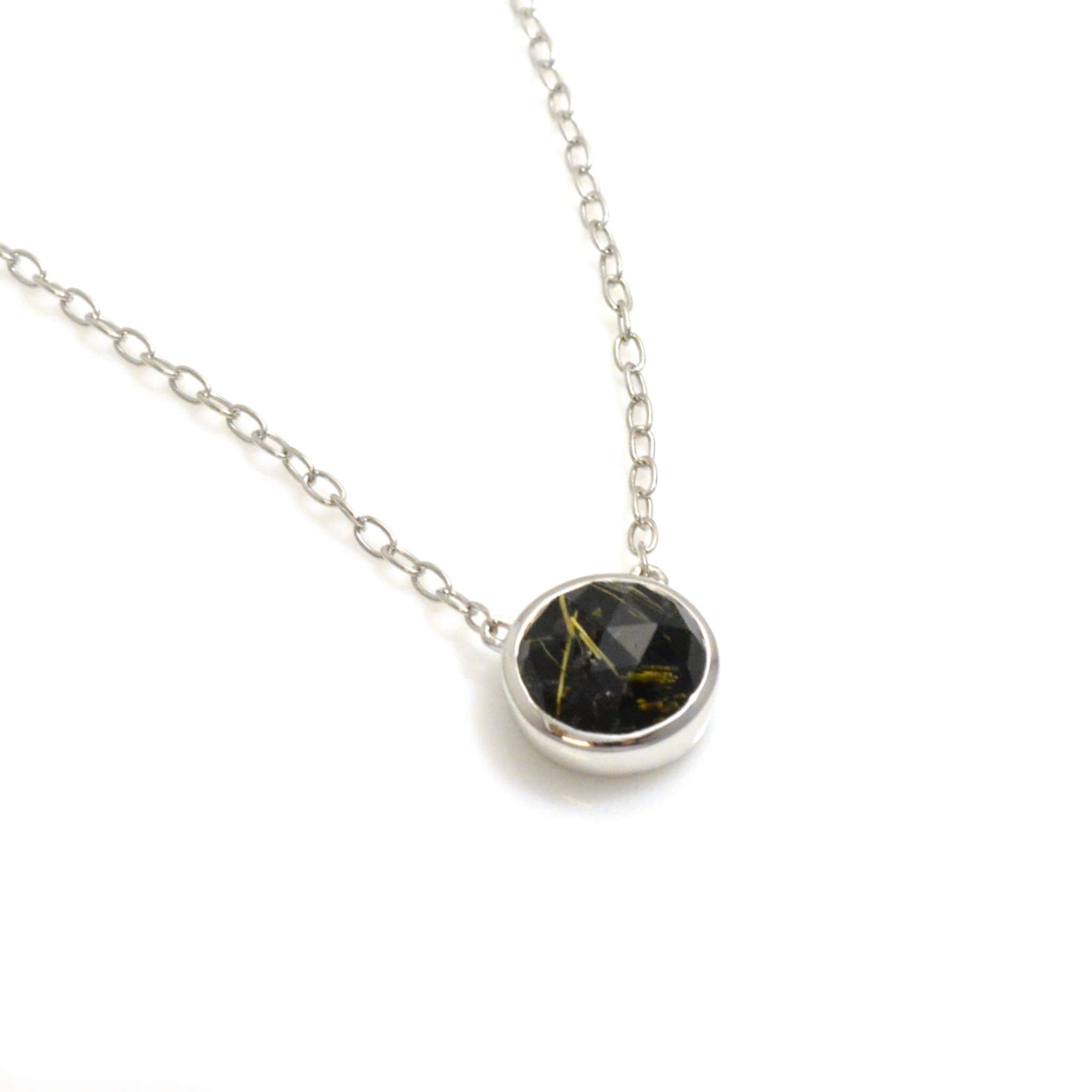 Minimalist Necklace | Lisa Robin